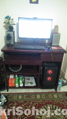 Computer Table